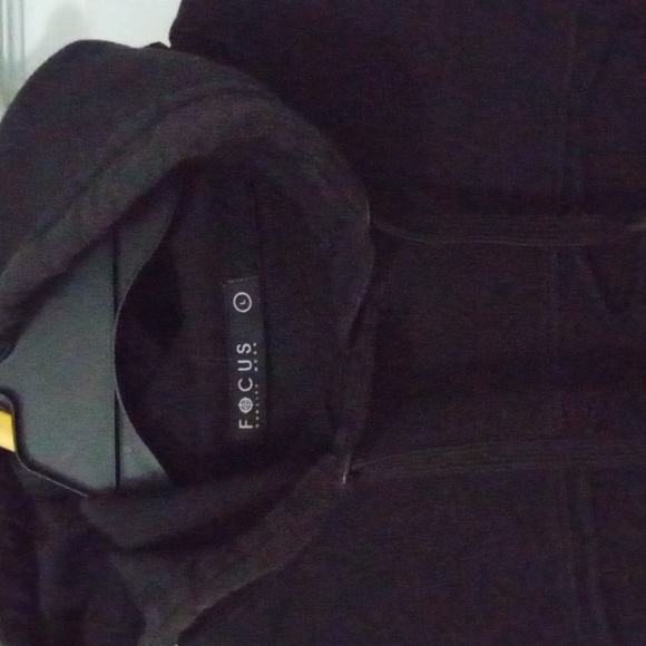 HOODED T-SHIRT  BLACK DISTRESSED side zippers--LARGE - Picture 4 of 5